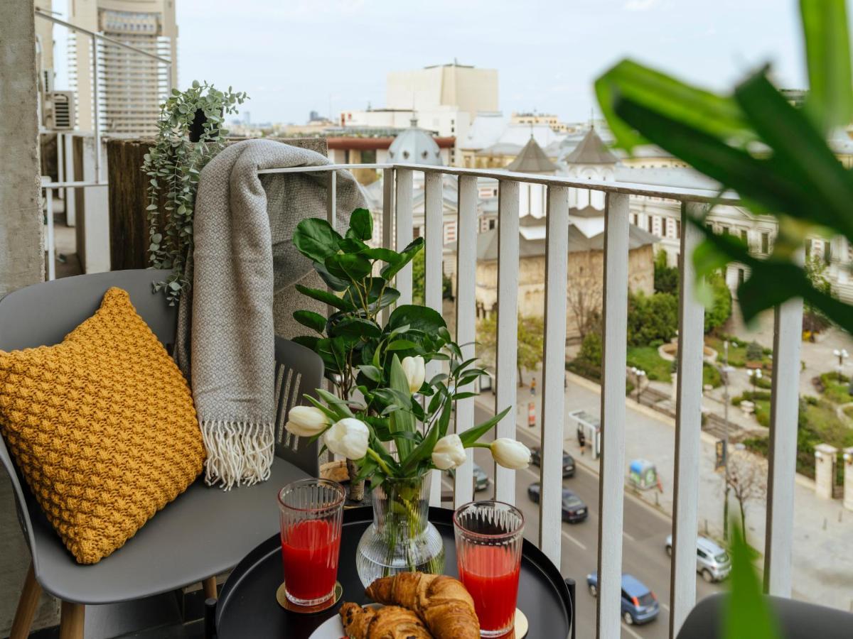 Sunny 2Br Flat - Top Location - Amazing Balcony Bukarest Kültér fotó
