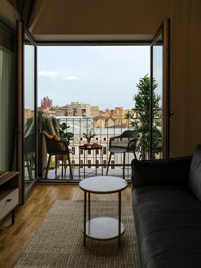 Sunny 2Br Flat - Top Location - Amazing Balcony Bukarest Kültér fotó